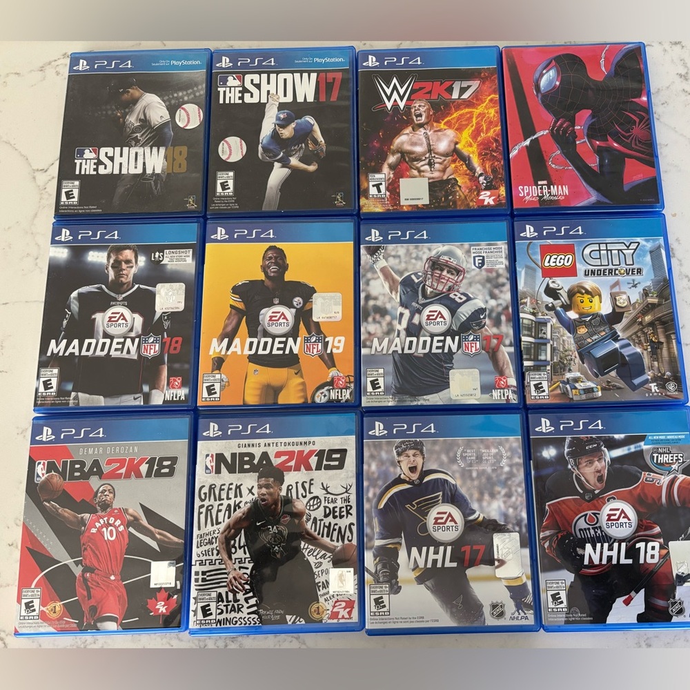 PlayStation Games
Lot of 12